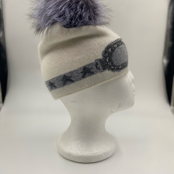 White Knit Hat Sparkle Sunglasses Fox Black and Grey Pom Pom - Picture 9 of 11